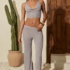 Pantaloni a zampa a vita media Selara in argento Pantaloni a zampa a vita media Selara in argento