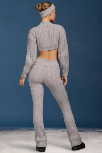 Pantaloni a zampa con risvolto in maglia a trecce, grigio melange