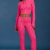 Pantaloni a zampa con risvolto in maglia a trecce rosa shocking Pantaloni a zampa con risvolto in maglia a trecce rosa shocking