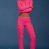 Pantaloni a zampa con risvolto in maglia a trecce rosa shocking Pantaloni a zampa con risvolto in maglia a trecce rosa shocking
