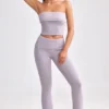 Pantaloni a zampa d’elefante con risvolto in maglia grossa color lavanda polverosa Pantaloni a zampa d’elefante con risvolto in maglia grossa color lavanda polverosa