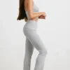 Pantaloni a zampa d’elefante con risvolto in maglia grossa, grigio melange Pantaloni a zampa d’elefante con risvolto in maglia grossa, grigio melange