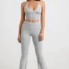 Pantaloni a zampa d’elefante con risvolto in maglia grossa, grigio melange Pantaloni a zampa d’elefante con risvolto in maglia grossa, grigio melange