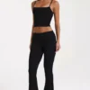 Pantaloni a zampa di elefante in modal a vita media, colore nero Pantaloni a zampa di elefante in modal a vita media, colore nero