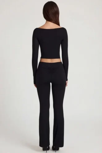 Pantaloni a zampa Vevina in Modal a vita media, colore nero