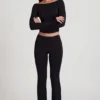 Pantaloni a zampa Vevina in Modal a vita media, colore nero Pantaloni a zampa Vevina in Modal a vita media, colore nero