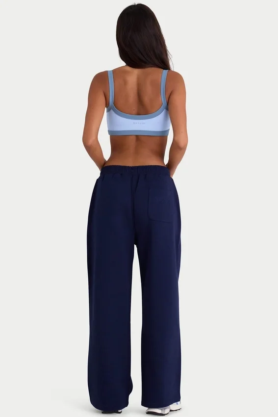 Pantaloni da jogging a gamba larga in jersey spazzolato in blu navy classico Pantaloni da jogging a gamba larga in jersey spazzolato in blu navy classico