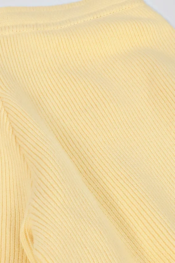 Pantaloni da jogging a gamba larga in maglia a costine color limone Pantaloni da jogging a gamba larga in maglia a costine color limone