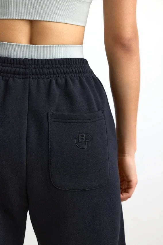 Pantaloni da jogging in felpa di cotone a vita media in nero Pantaloni da jogging in felpa di cotone a vita media in nero