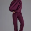 Pantaloni da jogging in jersey di cotone morbido a vita media e vestibilità comoda, colore Grape Pantaloni da jogging in jersey di cotone morbido a vita media e vestibilità comoda, colore Grape