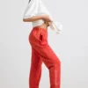 Pantaloni da jogging oversize in jersey spazzolato, colore rosso Pantaloni da jogging oversize in jersey spazzolato, colore rosso