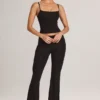 Pantaloni svasati a vita media in Modal Patsy, colore nero Pantaloni svasati a vita media in Modal Patsy, colore nero