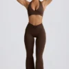 Pantaloni svasati con ruches in jersey spazzolato in Pecan Marl Pantaloni svasati con ruches in jersey spazzolato in Pecan Marl