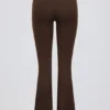 Pantaloni svasati con ruches in jersey spazzolato in Pecan Marl Pantaloni svasati con ruches in jersey spazzolato in Pecan Marl