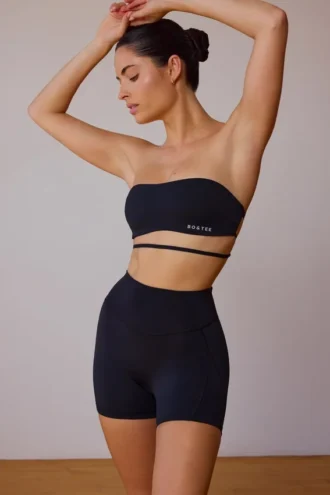 Reggiseno a fascia con spalline incrociate sulla schiena in nero