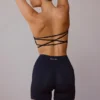 Reggiseno a fascia con spalline incrociate sulla schiena in nero Reggiseno a fascia con spalline incrociate sulla schiena in nero