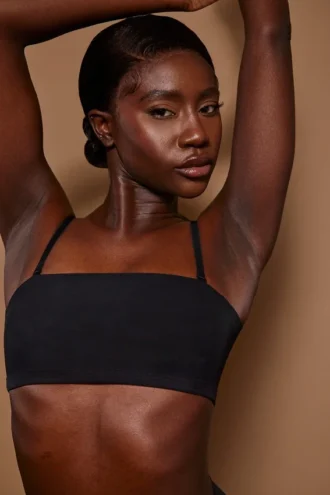 Reggiseno a fascia in morbida rete Intimates, nero Reggiseno a fascia in morbida rete Intimates, nero