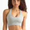 Reggiseno sportivo con dorso a vogatore FlexiRib in grigio Reggiseno sportivo con dorso a vogatore FlexiRib in grigio