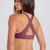 Reggiseno sportivo con scollo a V e spalline incrociate in Acai Reggiseno sportivo con scollo a V e spalline incrociate in Acai