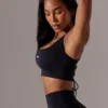 Reggiseno sportivo con scollo quadrato e schiena scoperta in nero
