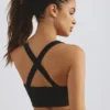 Reggiseno sportivo Define Luxe con scollo profondo in nero Reggiseno sportivo Define Luxe con scollo profondo in nero