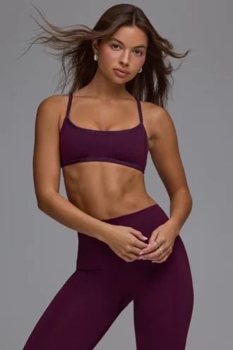 Reggiseno sportivo Define Luxe Multiway con schiena scoperta in Grape