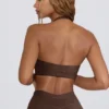Reggiseno sportivo in jersey spazzolato con scollo a V in Pecan Marl Reggiseno sportivo in jersey spazzolato con scollo a V in Pecan Marl