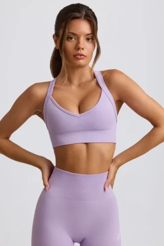 Reggiseno sportivo senza cuciture Super Sculpt con incrocio sulla schiena in lilla tenue Reggiseno sportivo senza cuciture Super Sculpt con incrocio sulla schiena in lilla tenue