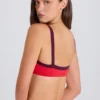 Reggiseno sportivo Soft Active con bordi a contrasto in rosso fragola Reggiseno sportivo Soft Active con bordi a contrasto in rosso fragola