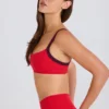 Reggiseno sportivo Soft Active con bordi a contrasto in rosso fragola Reggiseno sportivo Soft Active con bordi a contrasto in rosso fragola