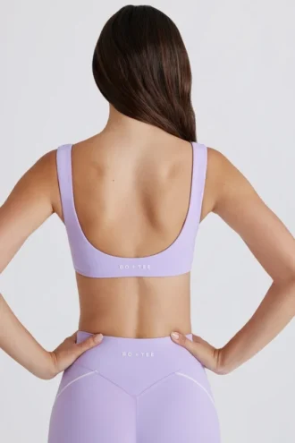 Reggiseno sportivo Soft Active con dettaglio intrecciato sul davanti in lilla