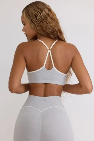 Reggiseno sportivo Soft Active con scollo a cuore in grigio