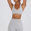Reggiseno sportivo Soft Active con scollo a V in grigio