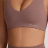 Reggiseno sportivo Soft Active con scollo a V in Mocha