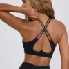 Reggiseno sportivo Soft Active con scollo a V in nero