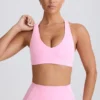 Reggiseno sportivo Soft Active con scollo a V in rosa baby Reggiseno sportivo Soft Active con scollo a V in rosa baby