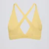 Reggiseno sportivo Soft Active con spalline incrociate in colore Lemon