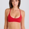 Reggiseno sportivo Soft Active con spalline incrociate in rosso fragola