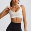Reggiseno sportivo Super Sculpt senza cuciture con spalline incrociate sulla schiena in bianco