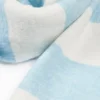 Sciarpa a righe in maglia blu polvere Sciarpa a righe in maglia blu polvere