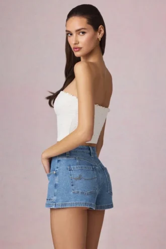 Shorts a vita alta e linea ad A Beata in lavaggio blu medio