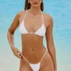 Slip a perizoma con coulisse decorato Bali in bianco Slip a perizoma con coulisse decorato Bali in bianco