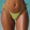 Slip Bikini a perizoma con coulisse Polynesia in verde oliva Slip Bikini a perizoma con coulisse Polynesia in verde oliva