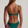 Slip Bikini a vita alta con decorazioni in perline Palau in verde giada Slip Bikini a vita alta con decorazioni in perline Palau in verde giada
