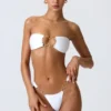 Slip Bikini con spalline larghe e decorazioni Sunray in bianco Slip Bikini con spalline larghe e decorazioni Sunray in bianco