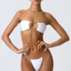 Slip Bikini con spalline larghe e decorazioni Sunray in bianco Slip Bikini con spalline larghe e decorazioni Sunray in bianco