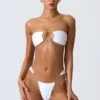 Slip Bikini con spalline larghe e decorazioni Sunray in bianco Slip Bikini con spalline larghe e decorazioni Sunray in bianco