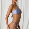 Slip Bikini Lula con dettagli in perle, color viola lavanda Slip Bikini Lula con dettagli in perle, color viola lavanda