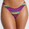 Slip Bikini Micro Cheeky Azure By Oh Polly con stampa multicolore Slip Bikini Micro Cheeky Azure By Oh Polly con stampa multicolore
