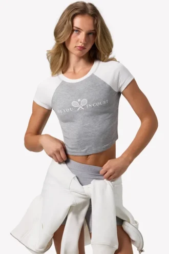 T-shirt corta con stampa grafica in grigio melange